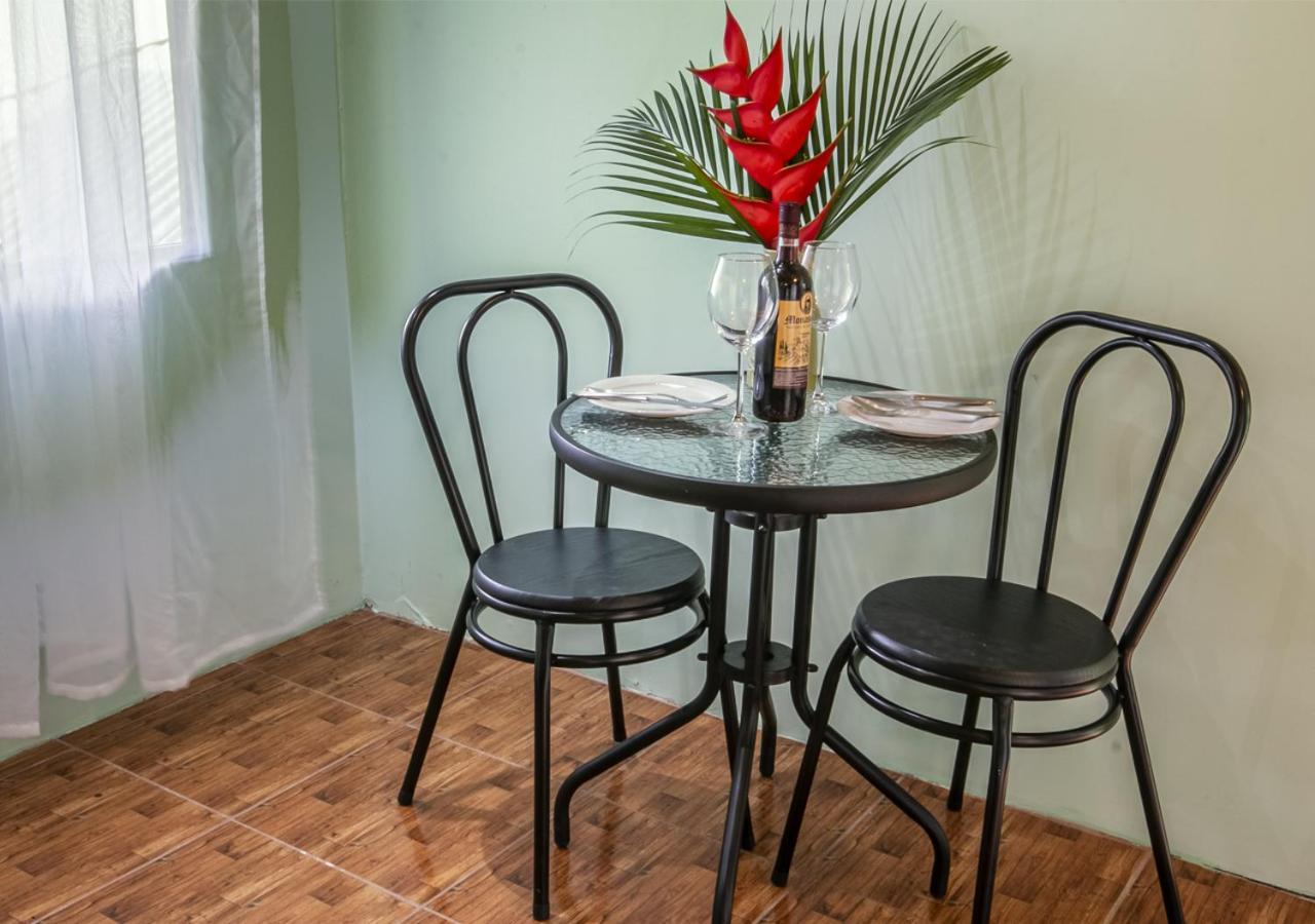 Cabanas Rio Escondido En ラ・フォルトゥナ エクステリア 写真