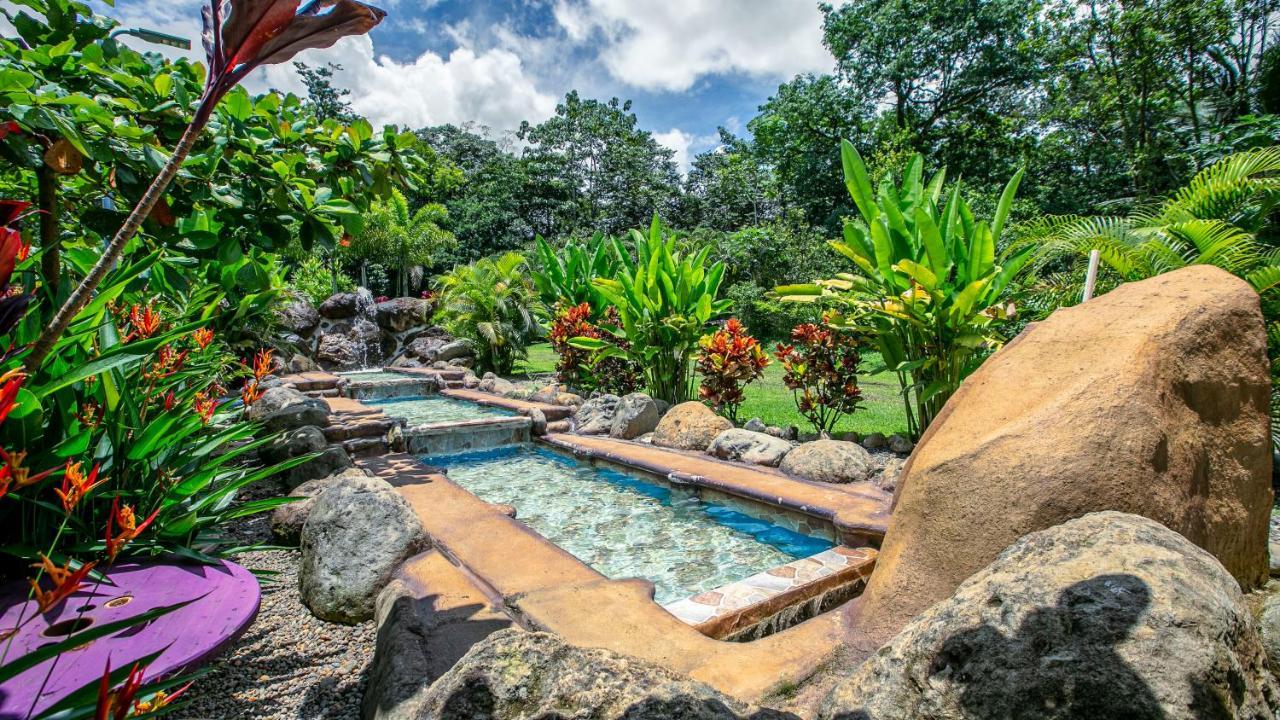 Cabanas Rio Escondido En ラ・フォルトゥナ エクステリア 写真